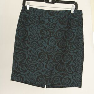 Ann Taylor Women’s Skirt 4 Green Black Floral A Line Lined Side Zipper